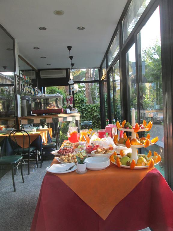 Hotel Solemar 里乔内 外观 照片