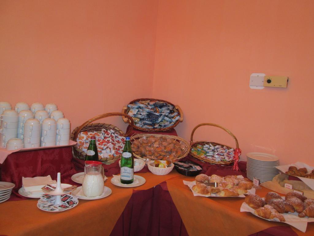 Hotel Solemar 里乔内 外观 照片