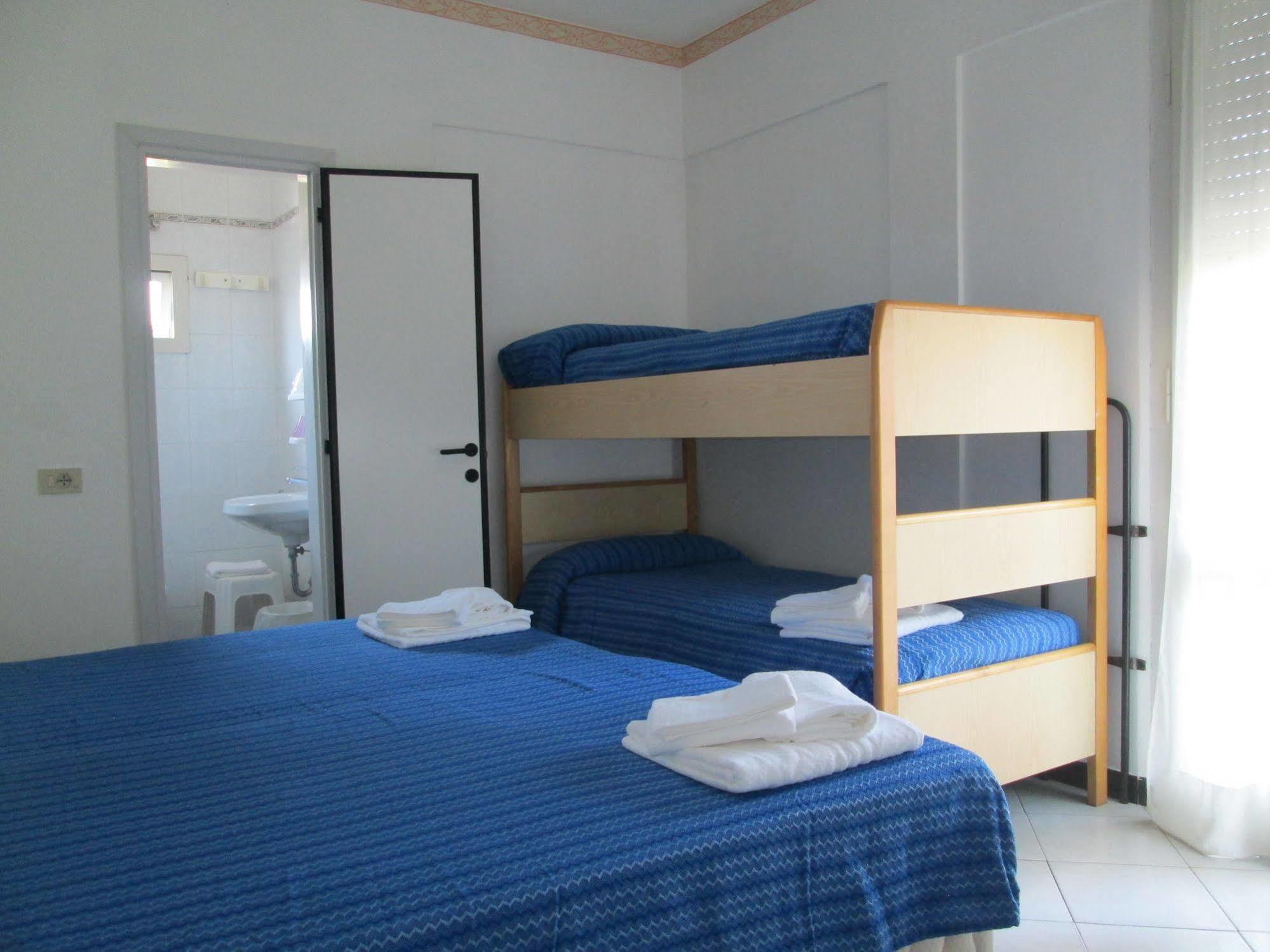 Hotel Solemar 里乔内 外观 照片