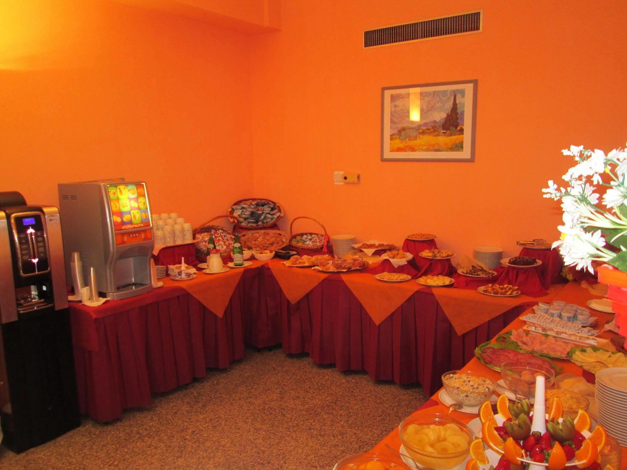Hotel Solemar 里乔内 外观 照片